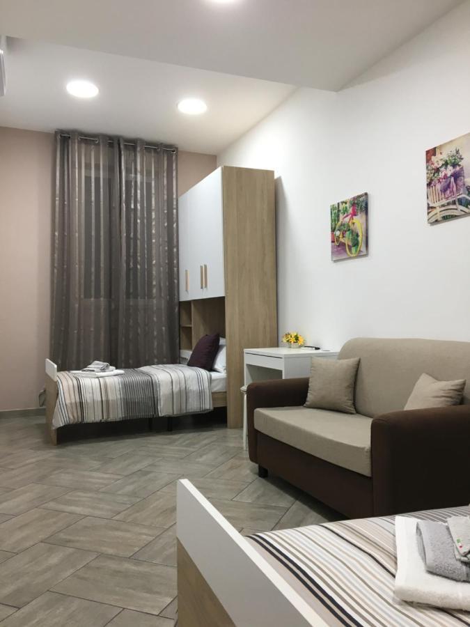 Lm Apartment - View Over The City 卡塔尼亚 外观 照片